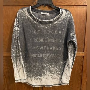 Daydreamer sweatshirt size small